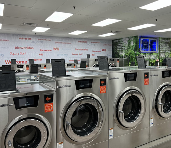 https://foldny.com/wp-content/uploads/2022/10/ozone-nyc-new-york-brooklyn-queens-laundromat-wash-eco-sustainable-wash-laundry-delivery.jpg